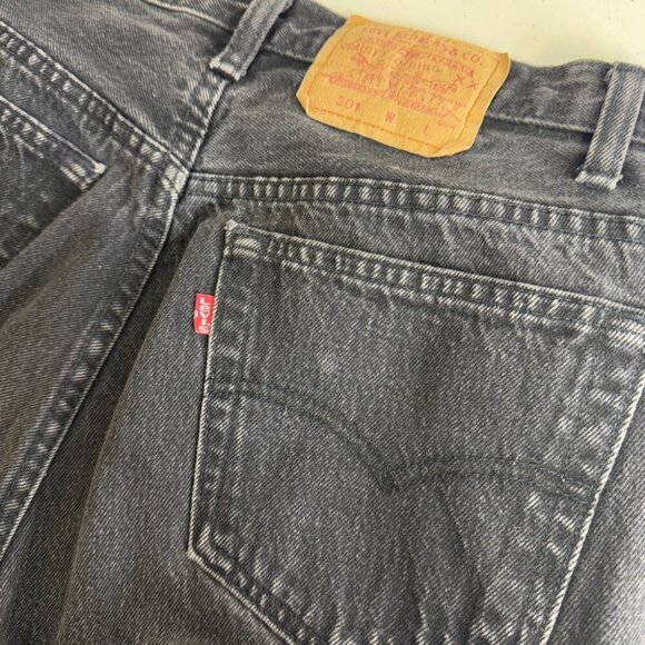 Vintage Levi’s 90s 501 Black Charcoal Denim Jeans 32/30 - Picture 8 of 15